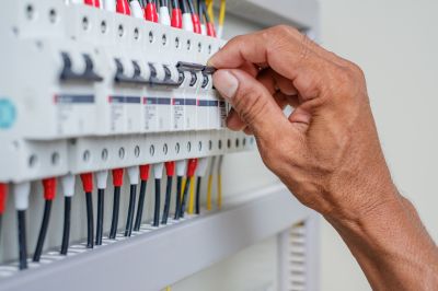 Circuit Breaker Replacement in Pasadena, CA